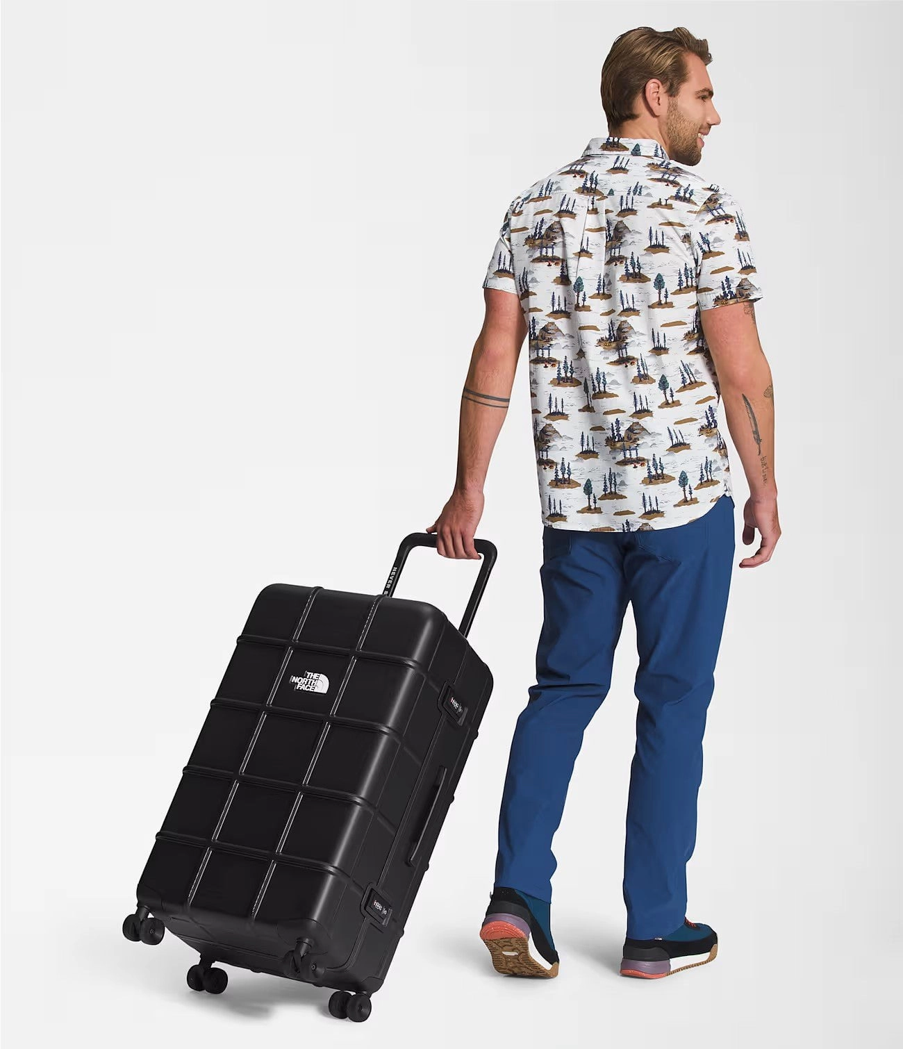 The North Face All Weather 4-Wheeler30" Large Luggage
