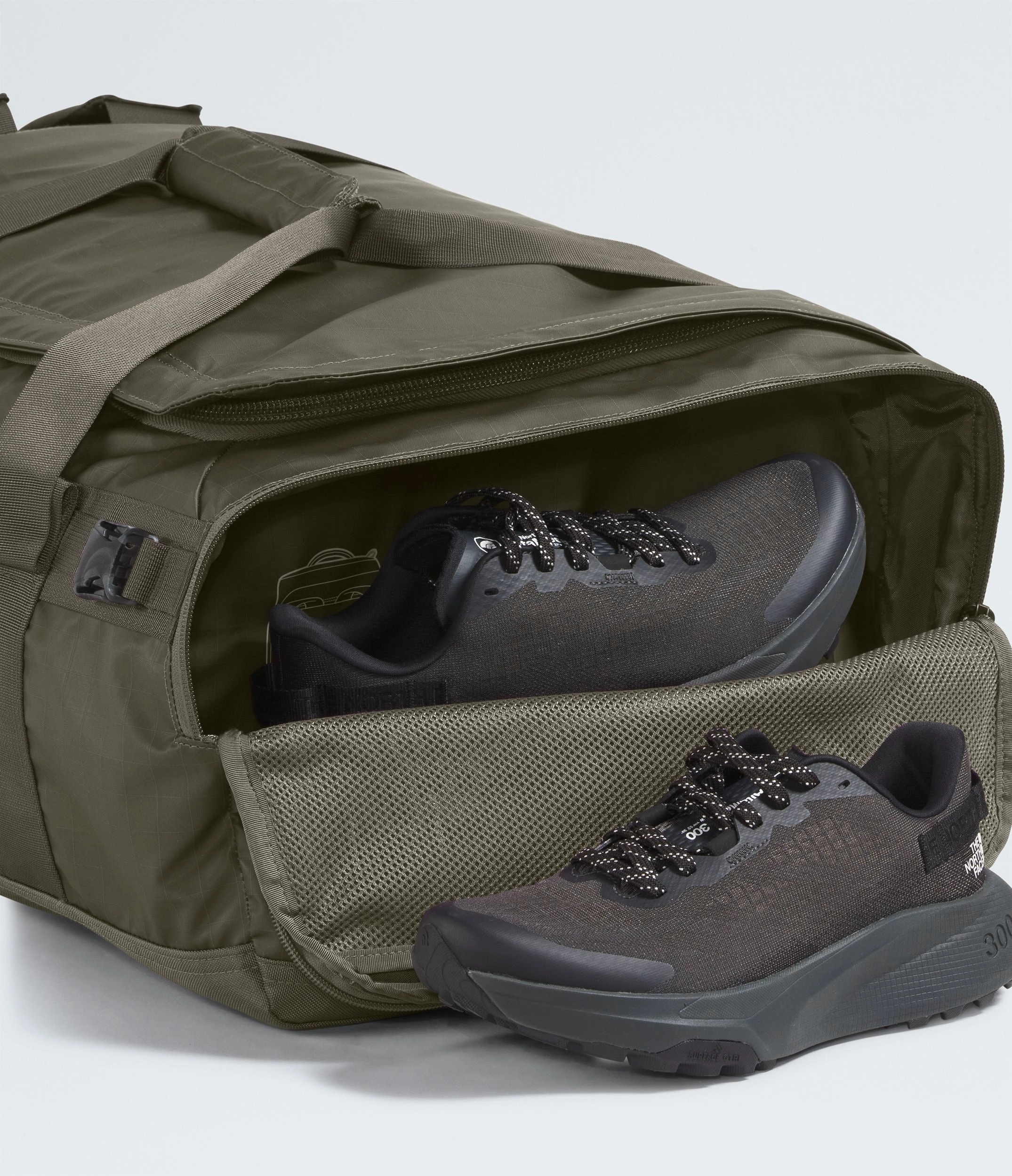 The North Face Base Camp Voyager Duffel62L