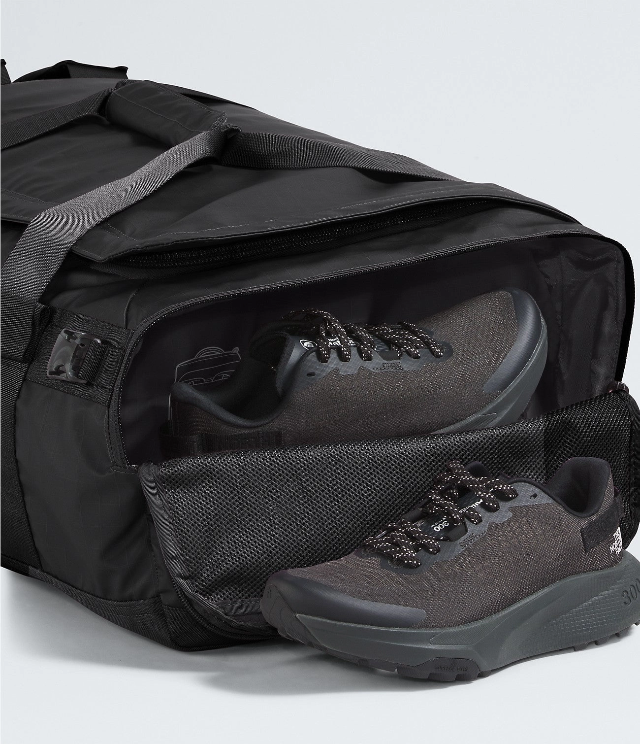 The North Face Base Camp Voyager Duffel62L