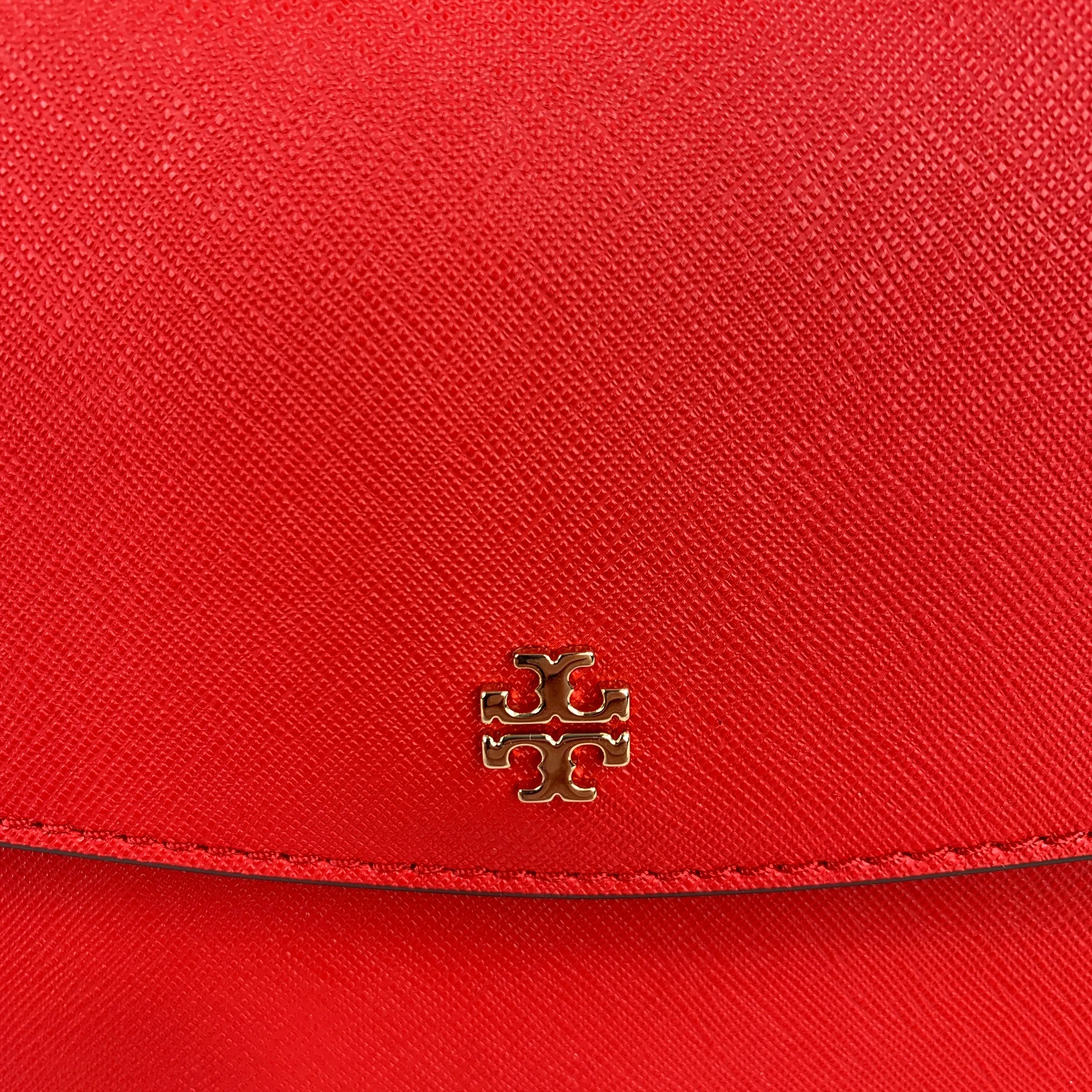 Tory Burch Emerson Envelope Shoulder Bag in Brilliant Red
