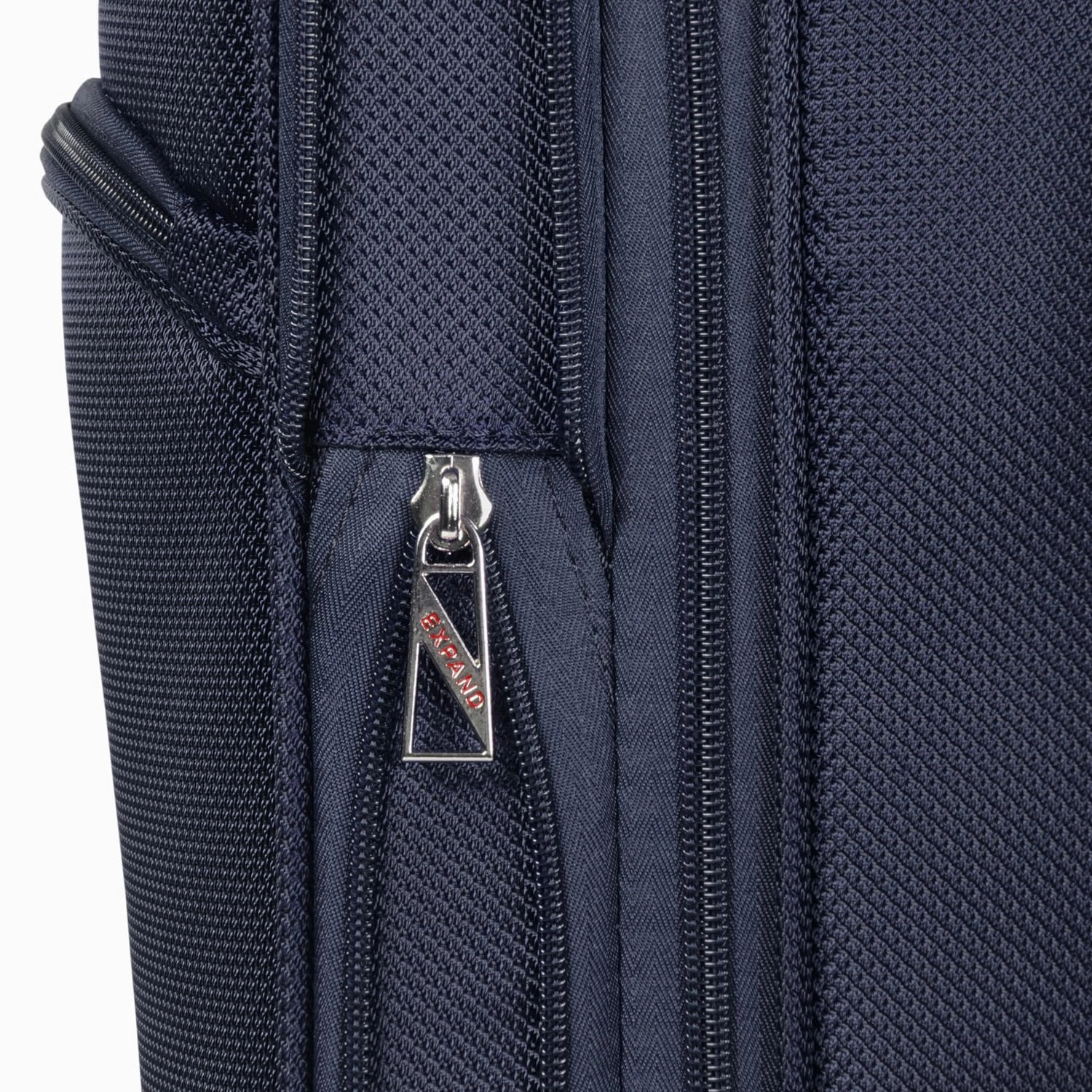 TOTAL TRAVELWARE Everest  25-Inch  Medium Expandable Softside Spinner