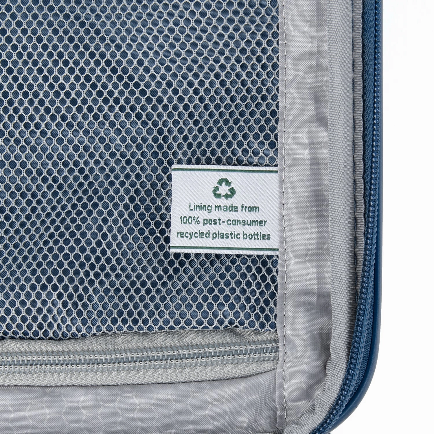 Travelpro Maxlite Air Large Check-in Expandable Hardside Spinner Luggage