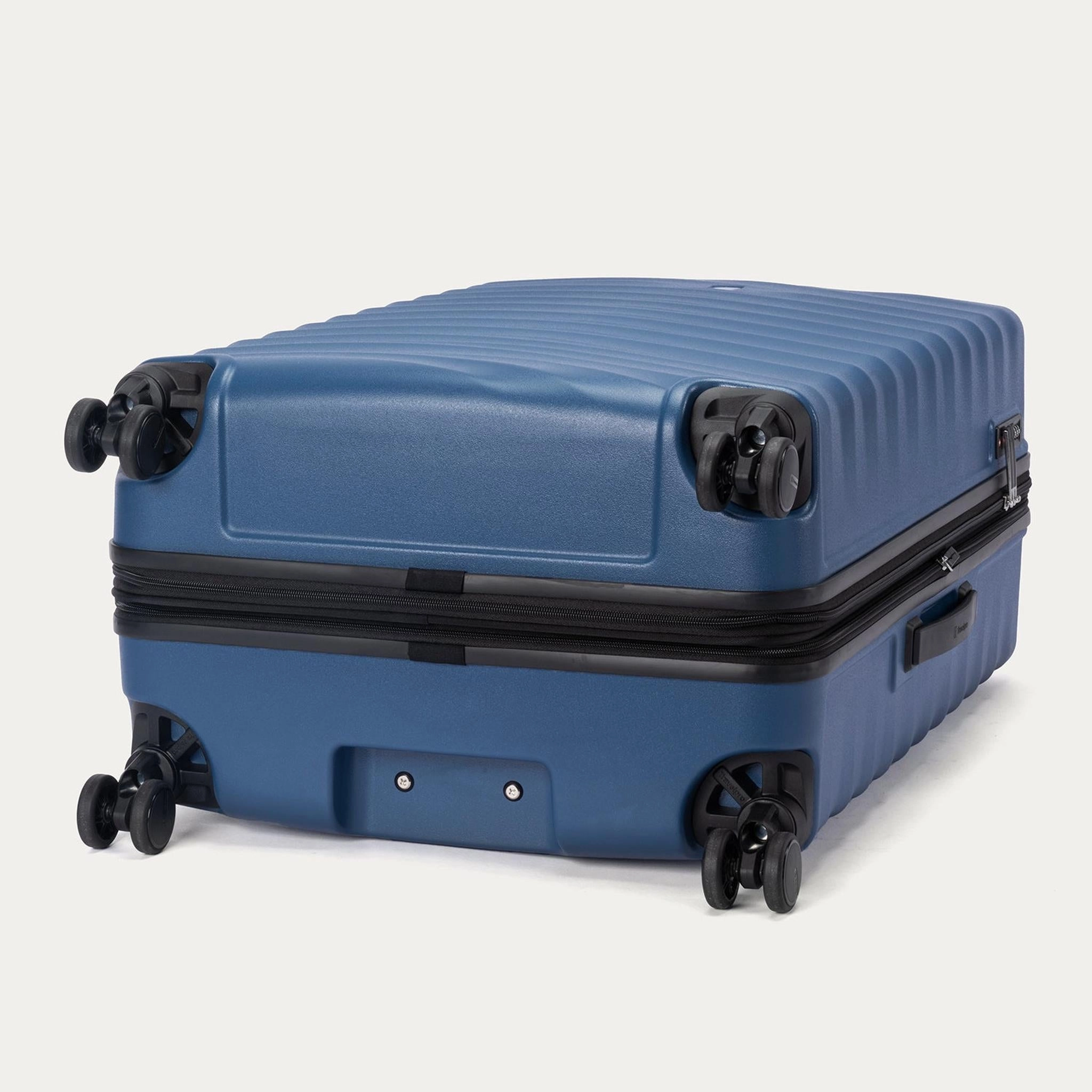 Travelpro Maxlite Air V2 Large Check-in Expandable Spinner