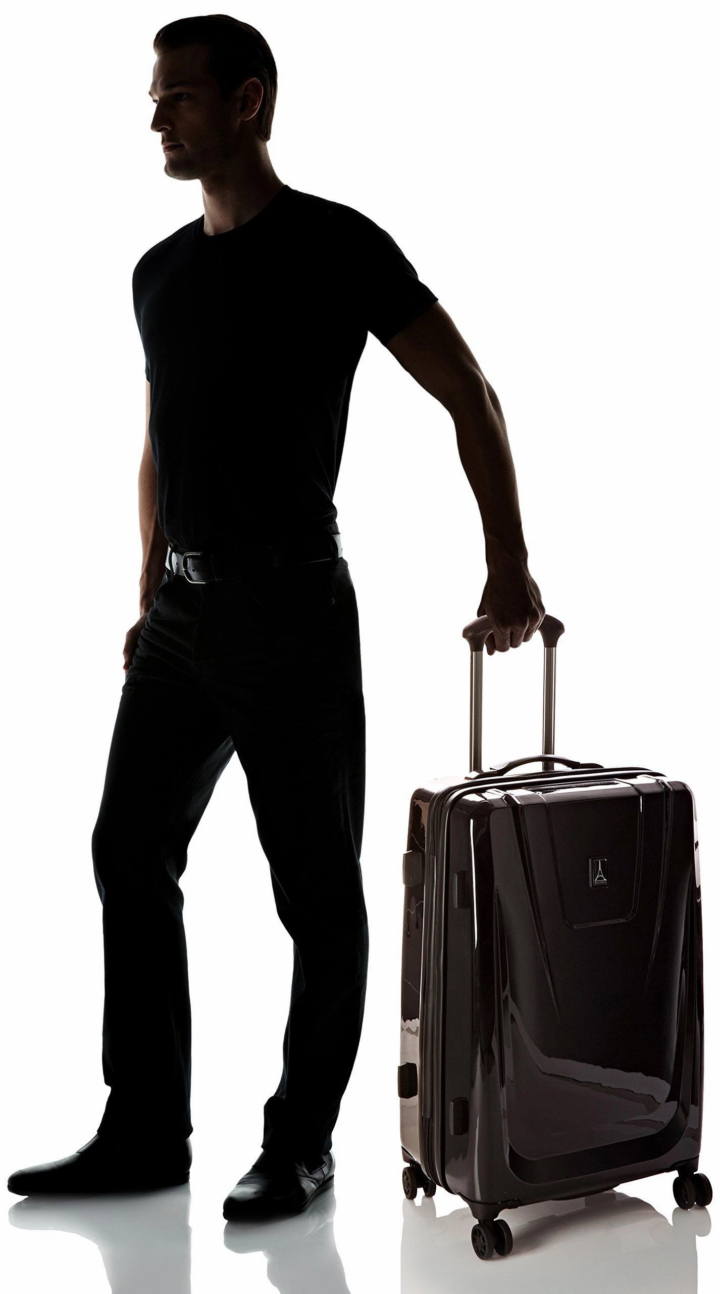 TravelPro Maxlite Hardside 25 Inch Expandable Spinner