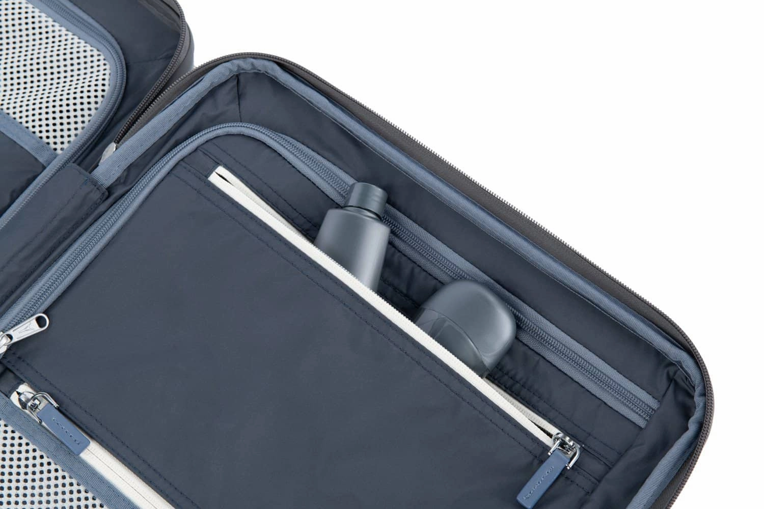 Travelpro Platinum Elite Compact Carry-on Business Plus Expandable Hardside Spinner Luggage