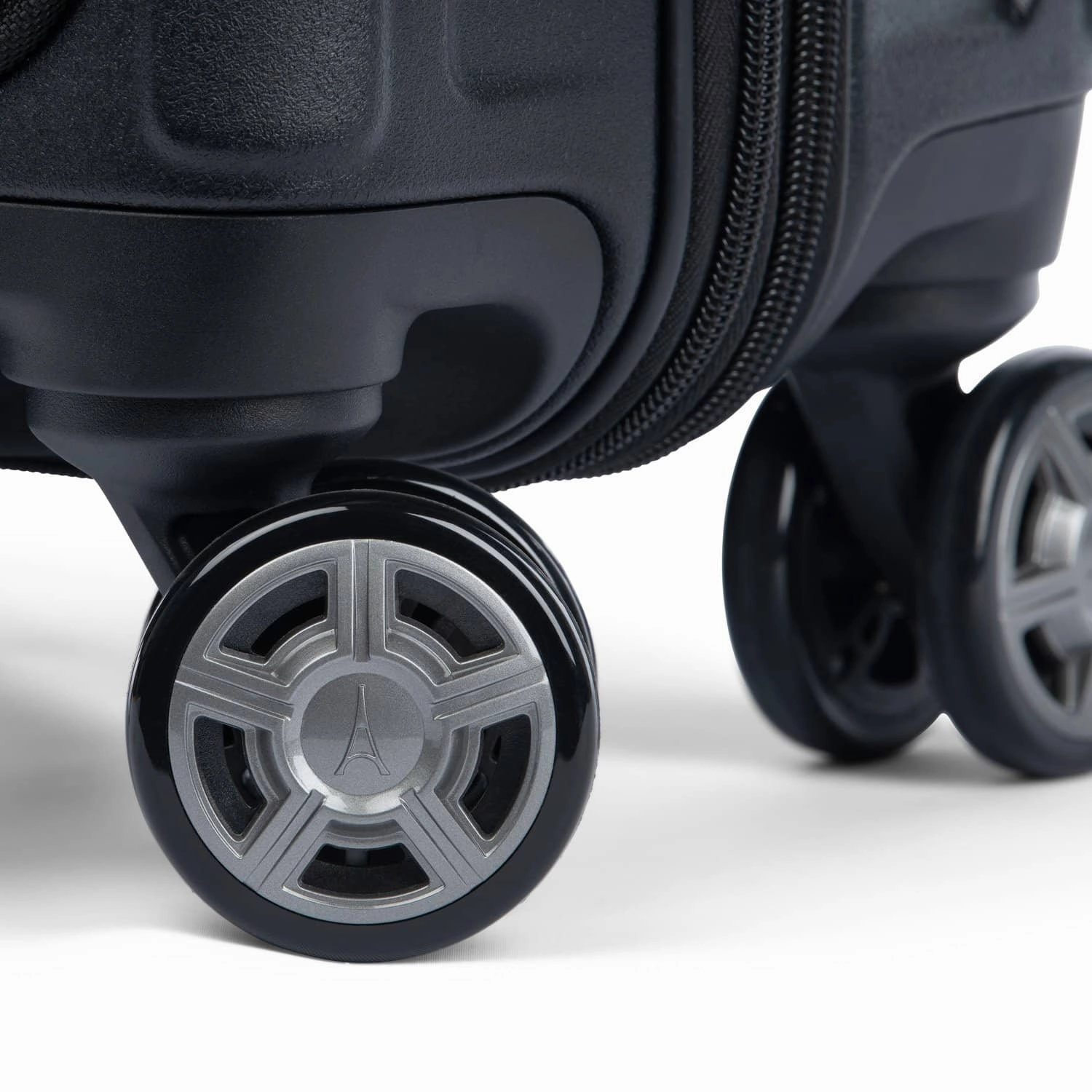 Travelpro Platinum Elite Compact Carry-on Business Plus Expandable Hardside Spinner Luggage