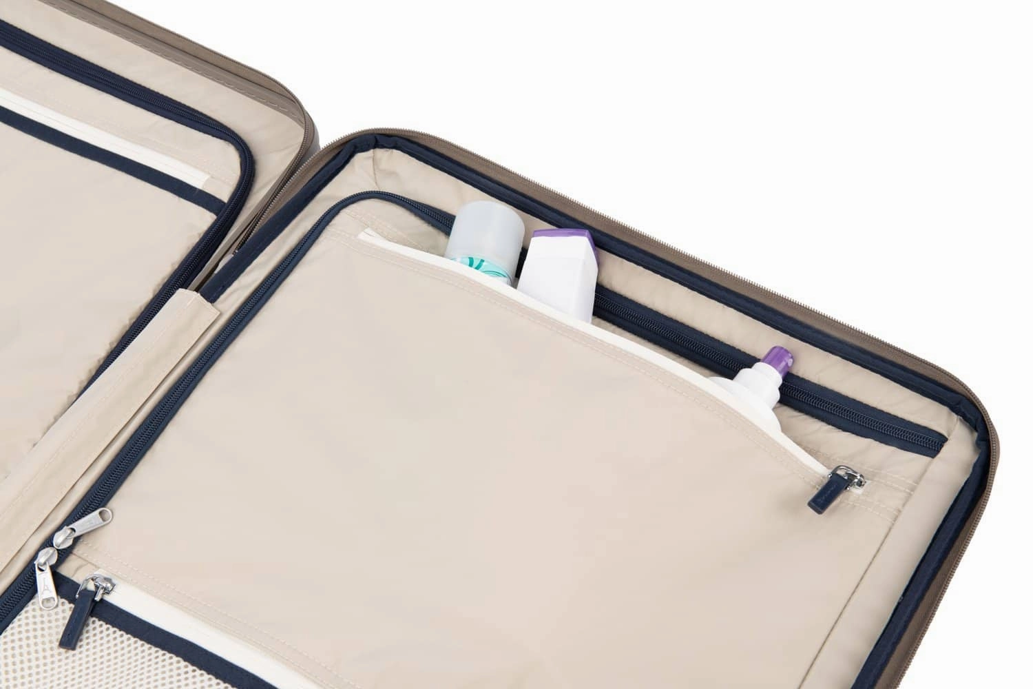 Travelpro Platinum Elite Large Check-In Expandable Hardside Spinner Luggage