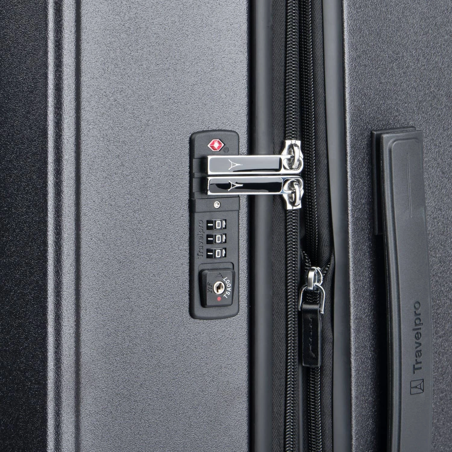 Travelpro Platinum Elite Medium Check-In Expandable Hardside Spinner Luggage