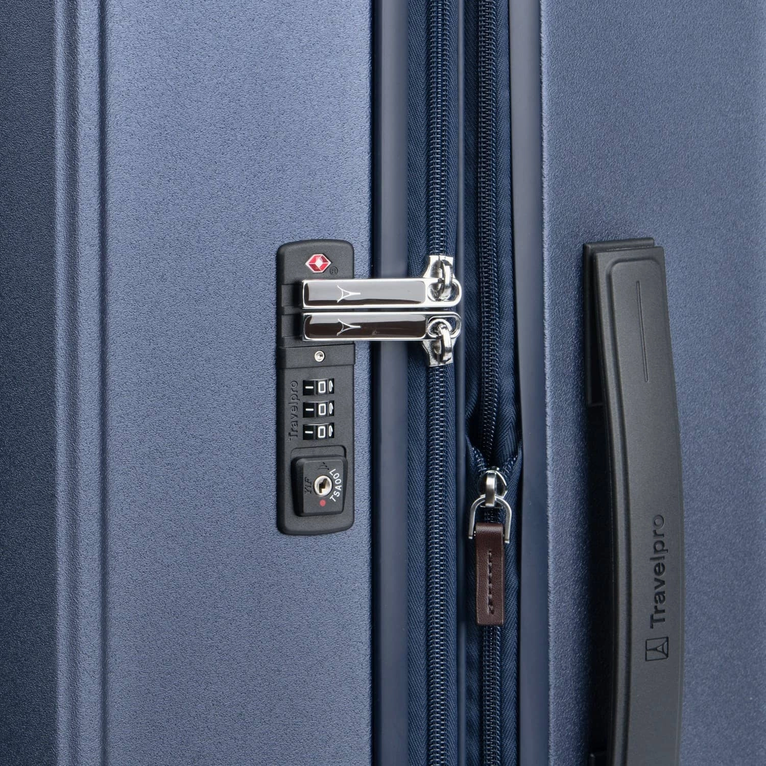 Travelpro Platinum Elite Medium Check-In Expandable Hardside Spinner Luggage