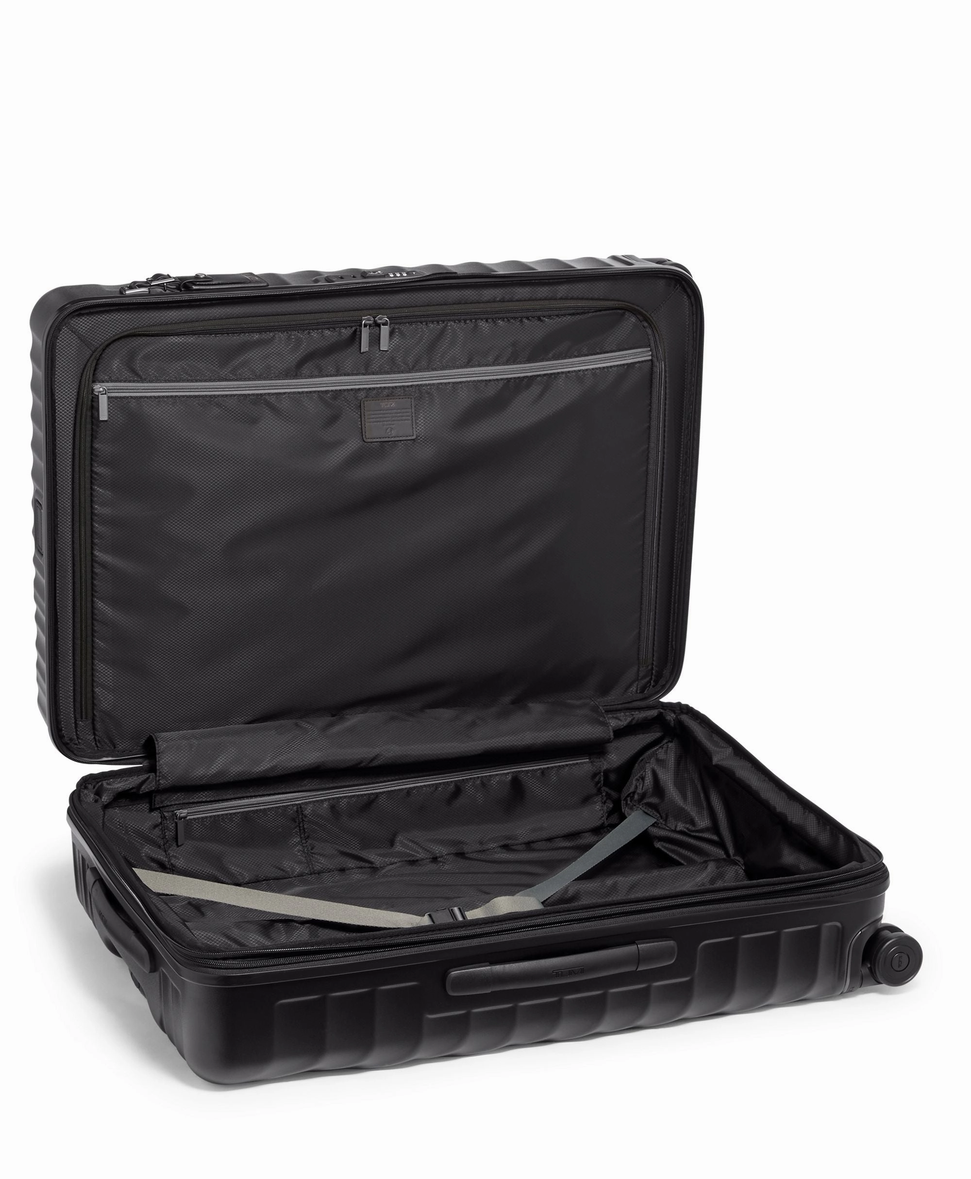 Tumi 19 Degree Extended Trip Expandable 4 Wheeled Packing Case Large Luggage - Textured Finish