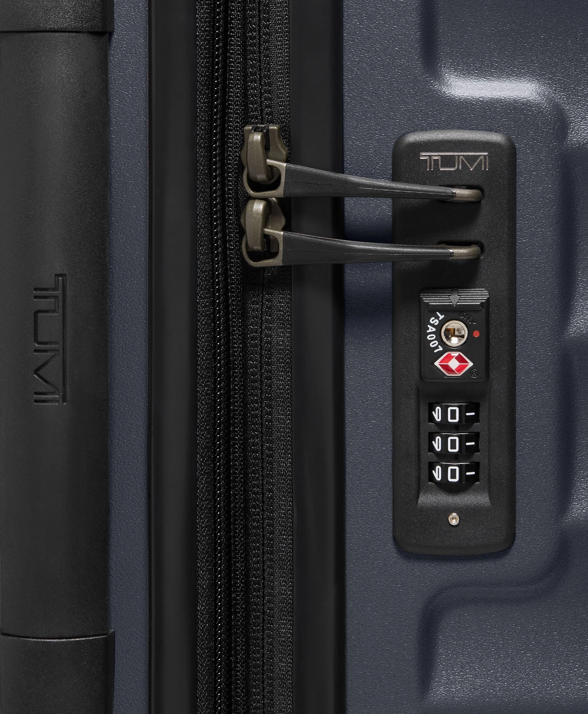 Tumi 19 Degree Extended Trip Expandable 4 Wheeled Packing Case Large Luggage - Textured Finish