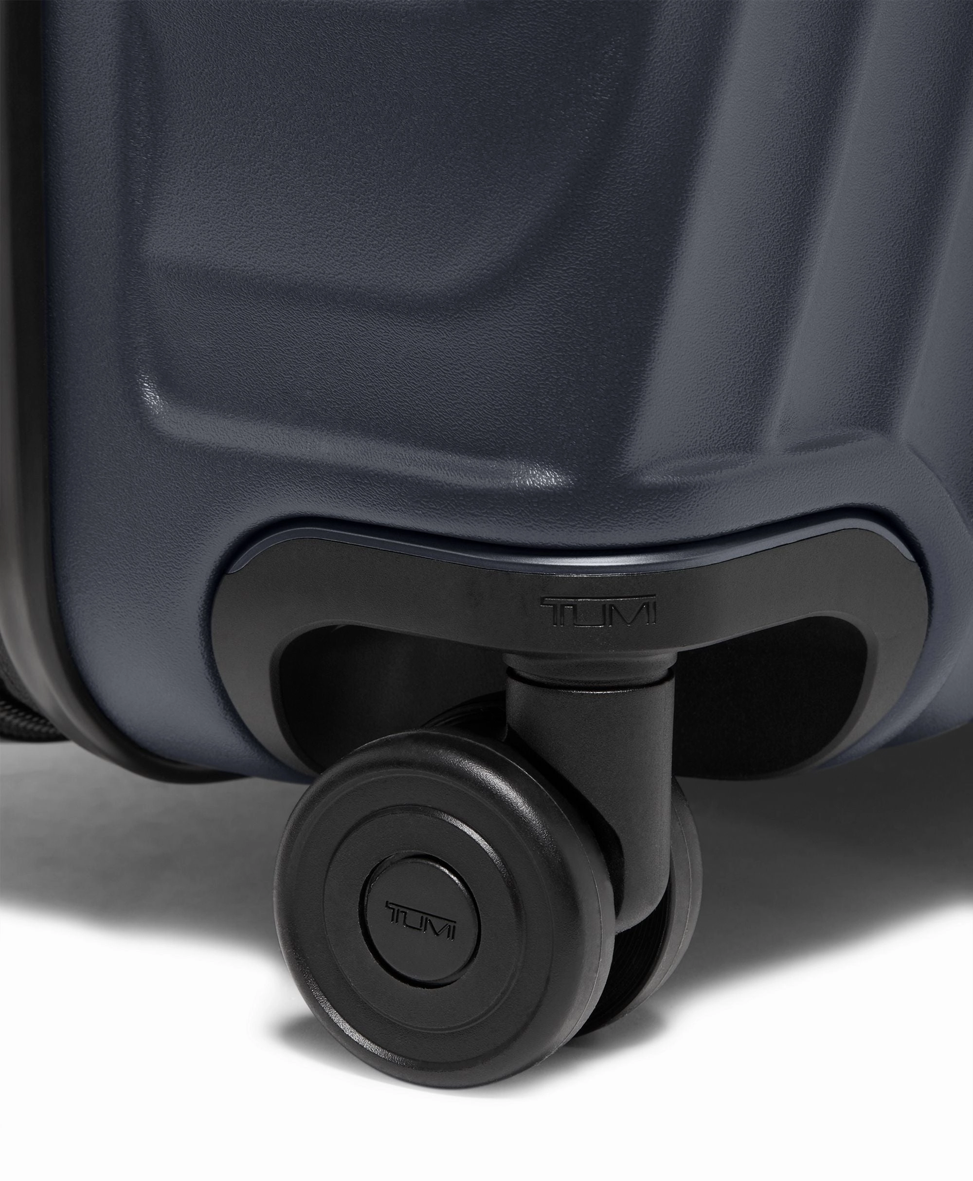 Tumi 19 Degree Extended Trip Expandable 4 Wheeled Packing Case Large Luggage - Textured Finish