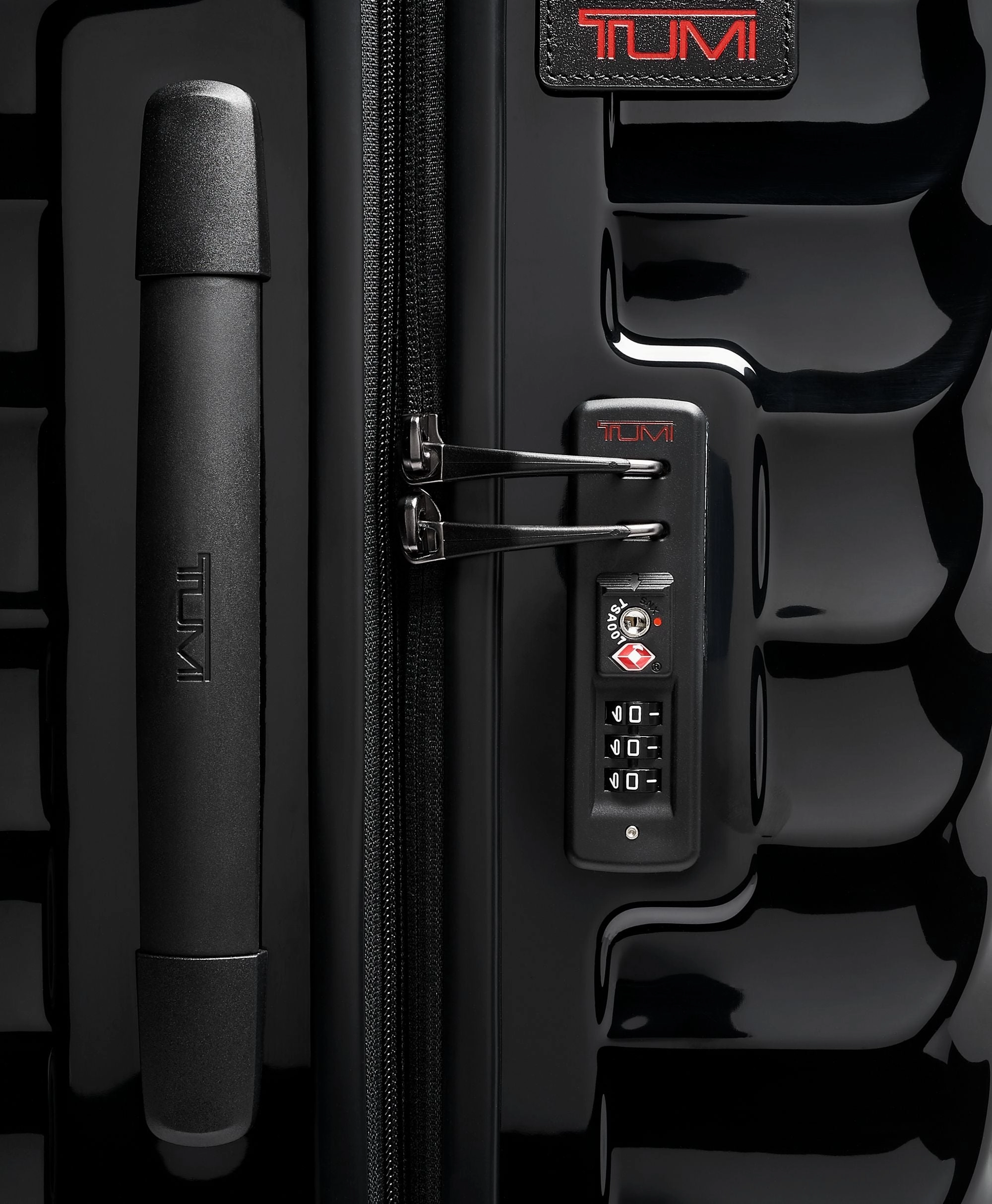 Tumi 19 Degree Extended Trip Expandable 4 Wheeled Packing Case Large Luggage