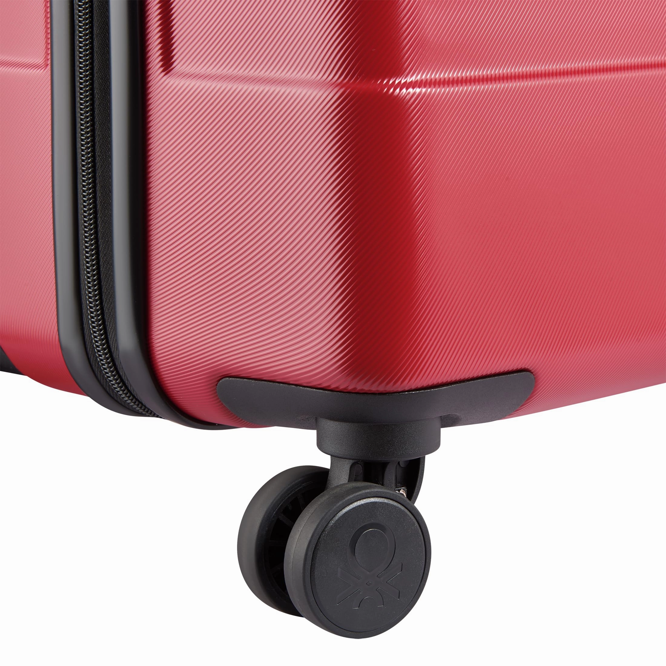 United Colors of Benetton Now Hardside Luggage with Spinner Wheels