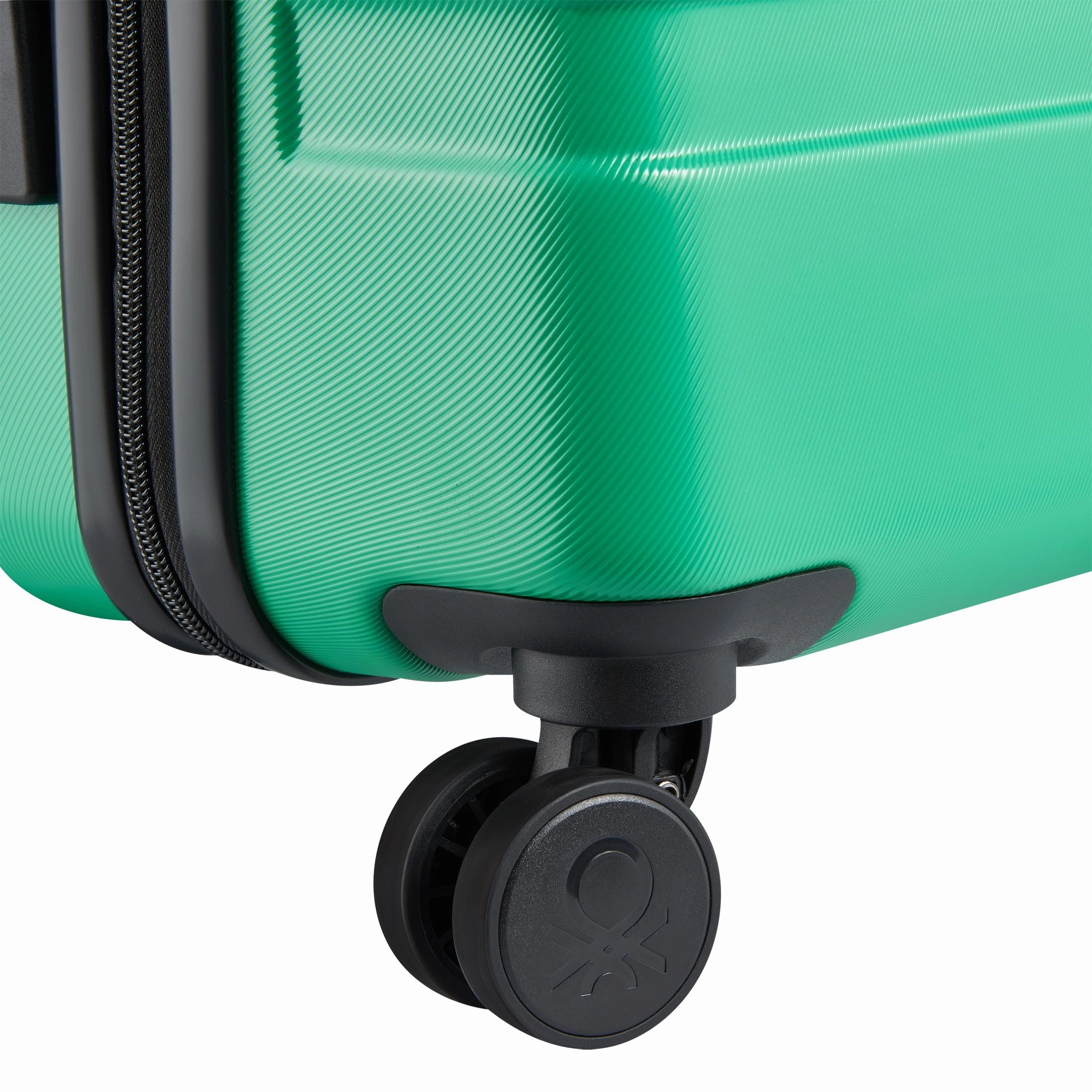 United Colors of Benetton Now Hardside Luggage with Spinner Wheels