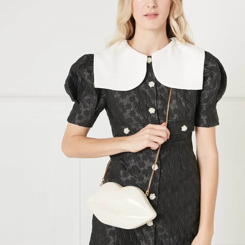 WHITE NEUTRAL MEDIUM LIPS CLUTCH BAG