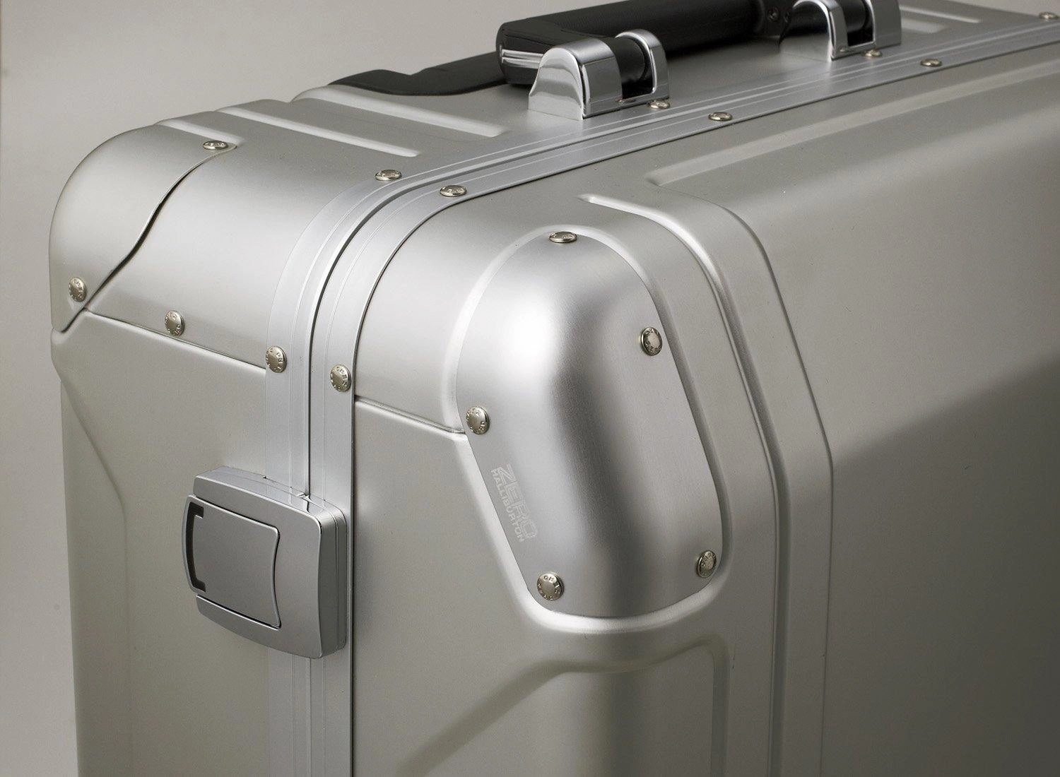 ZERO Halliburton Geo Aluminum 22" 4-Wheel Carry-On Luggage