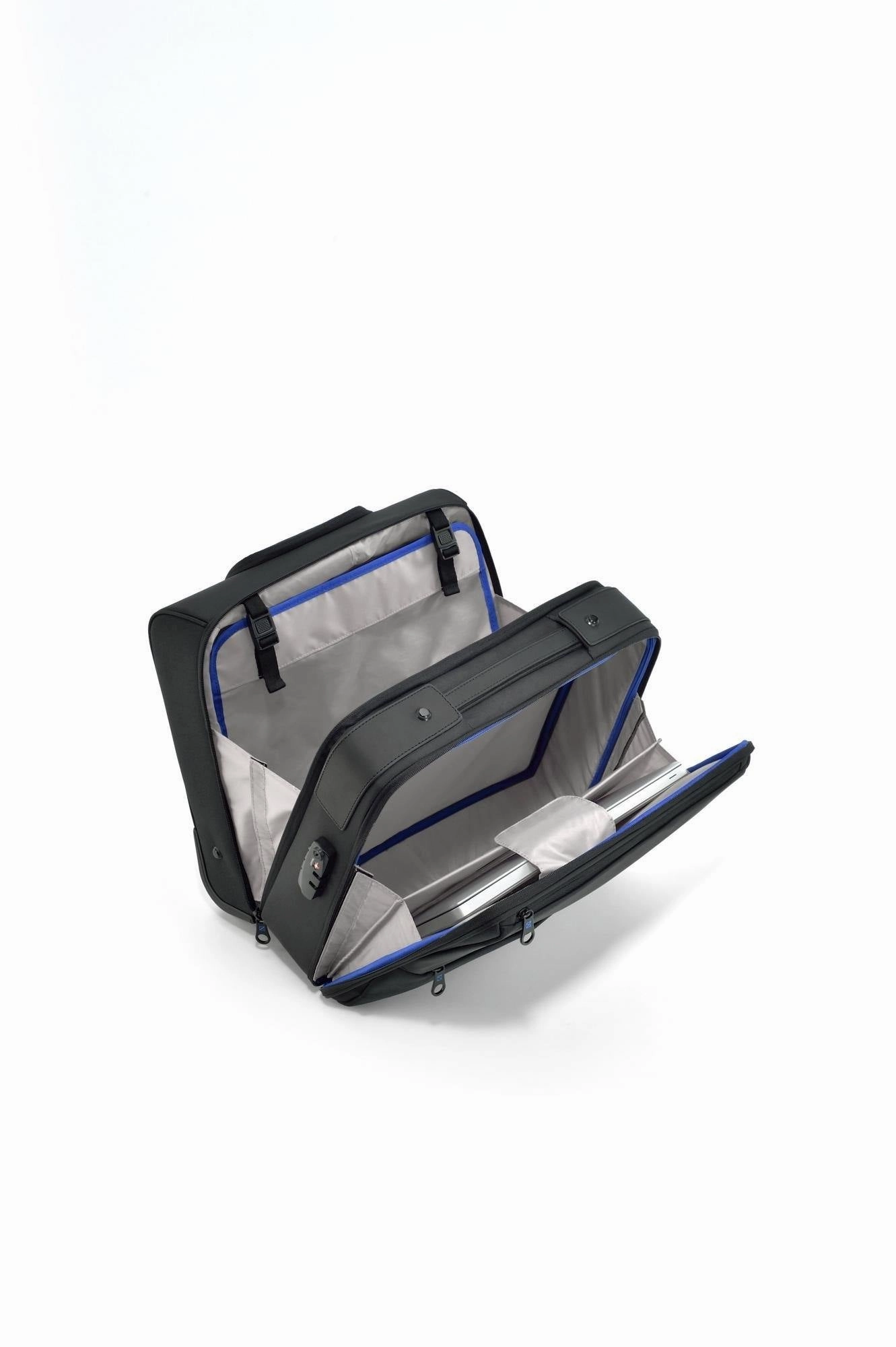 ZERO Halliburton Zero New York Greenwich 2-Wheeled Business Case