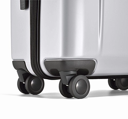 Zero Halliburton ZRL 22" Domestic Lightweight Spinner Luggage in Gunmetal